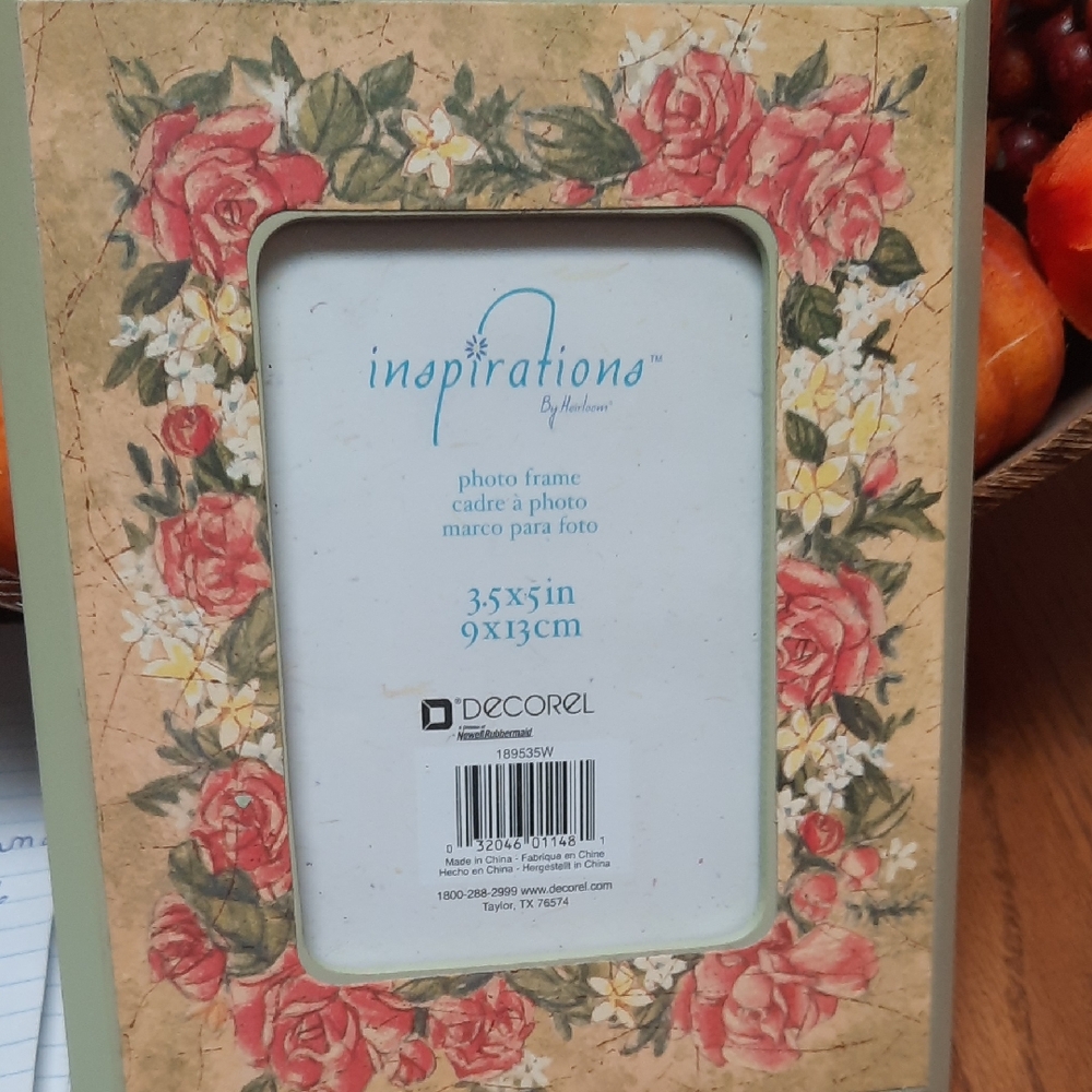 Inspirations by Ashland Floral Photo Frame